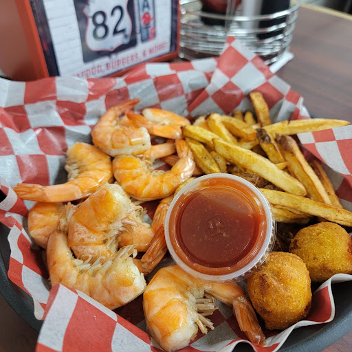 82 Eats - Visual
