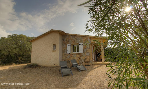 Photo de Les bergeries Alivaccia: Maison de vacances avec piscine, idéal randonnées, proche plage et Porto-Vecchio, Corse-du-Sud à Figari (20114)