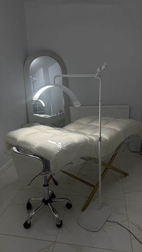 Beauty Mafia By Elizabete Kustova