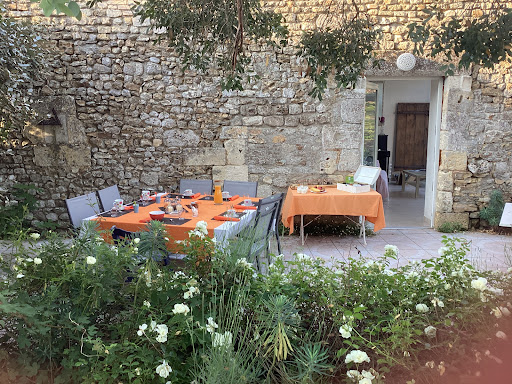 Photo de à l'orée du bois saintes et Royan
