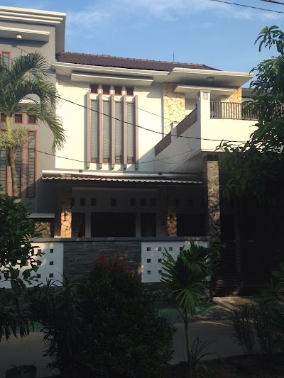 Photos of "Roemah W4"