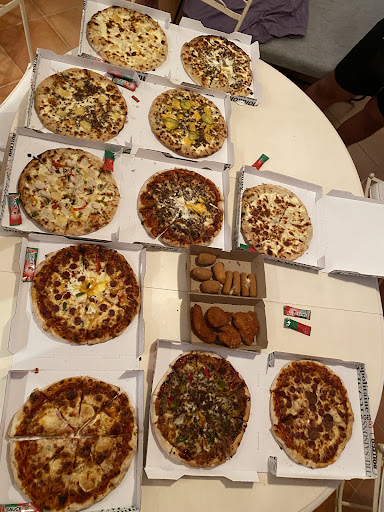 Six't pizza