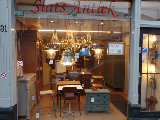 slats Antiques