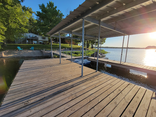 Lakeside Retreat at Lake of Egypt - Thumbnail