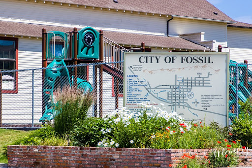City of Fossil Logo