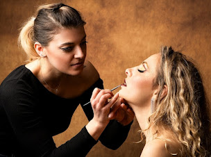 Photo n°9 de LaurAddiction - Maquilleuse et Formation Maquillage à Montoison (Centre de formation)