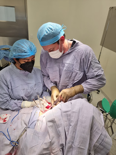 Dr. Juan de Dios Alfaro, Traumatólogo - Thumbnail