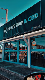 Photo n°8 de Le M CBD Coffeeshop à Odos (Café)