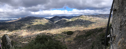 Le Rocher de Saint-Julien - Thumbnail