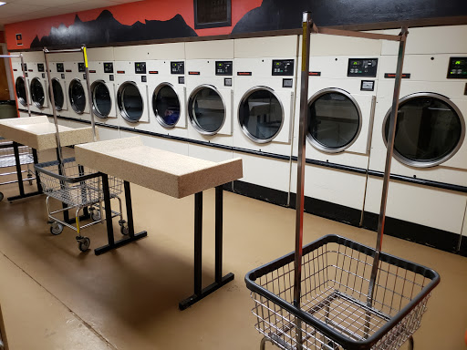 D&B Coin-Op Laundromat