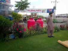 Zaiqa Restaurant peshawar