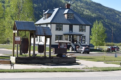 Silverton City Hall