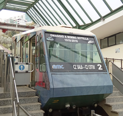 stazione funicolare di Catanzaro Piazza Roma