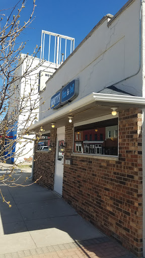 Monty's Pizza And Grill Gallery - United States