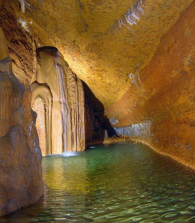 Grotte de Trabuc