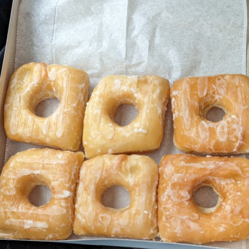 Square Donuts - 3rd St. Gallery - United States