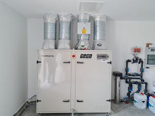 Photo n°32 de Agence Cannes - Mirror Pool Concept à Cannes (Service de réparation de piscines)