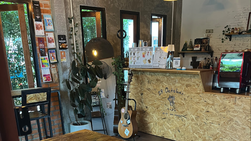 29 October café