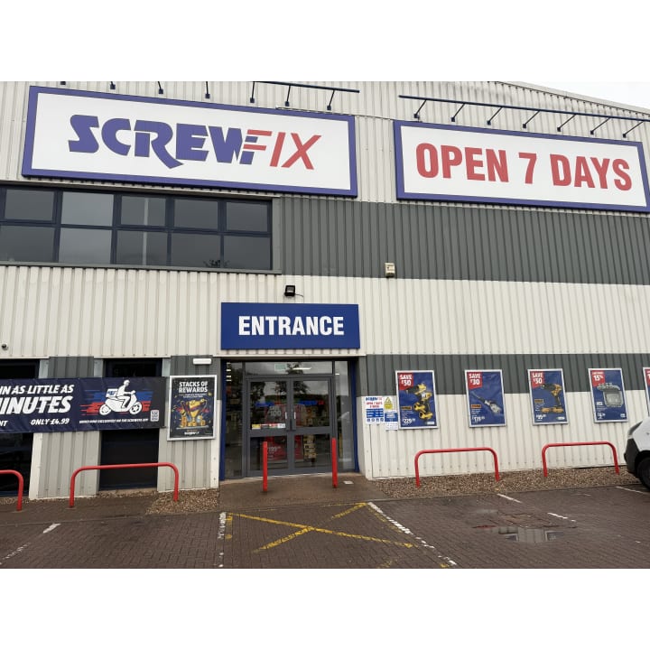 Screwfix Dudley