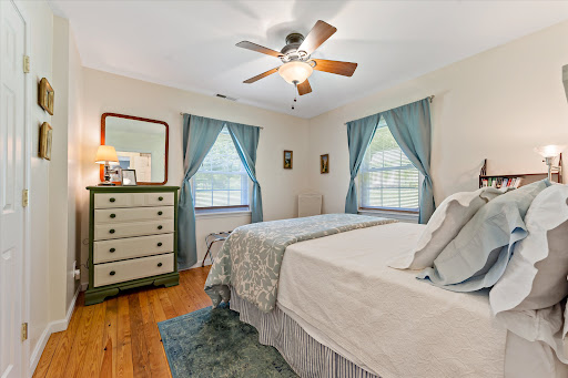 Railway Rest Vacation Rental - Thumbnail