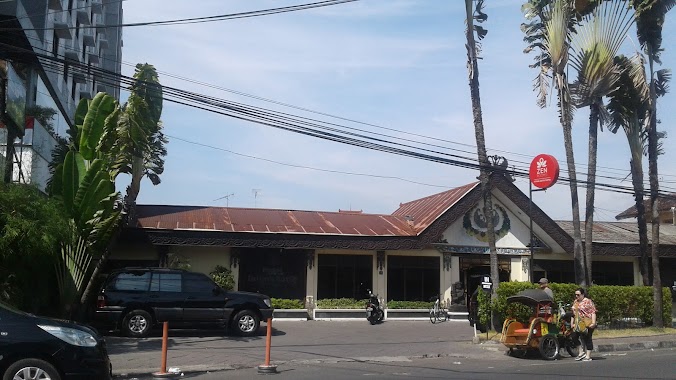 Istana Batik Ratna Hotel, Author: Ikhsan Burhanudin