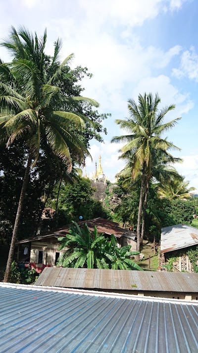 Photos of Shwe Thaung Monastery