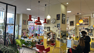 Photo n°29 de Salon de coiffure Bio Madame Sans Gêne à Toulouse quartier saint cyprien à Toulouse (Salon de coiffure)