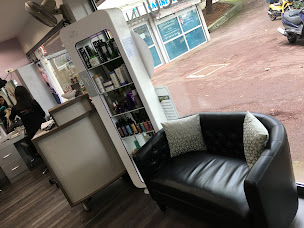 Photo n°3 de Célestine Coiffure à Fontenay-sous-Bois (Salon de coiffure)