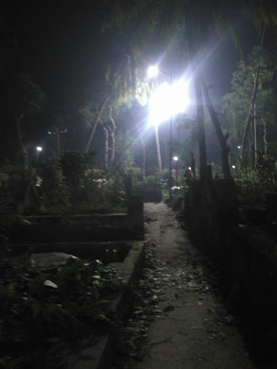 Photos of Tootpara Graveyard