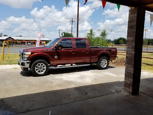 Los Tucanes Carwash - Thumbnail