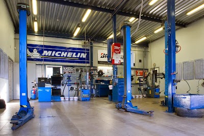 Photos of RVT SIA Tire Center