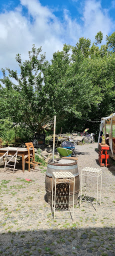 Moulin de Gaspard Café Guinguette Recyclerie Friperie Camping
