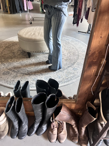 Fringe Consignment & Retail (formerly Mountain Renewal) - Thumbnail
