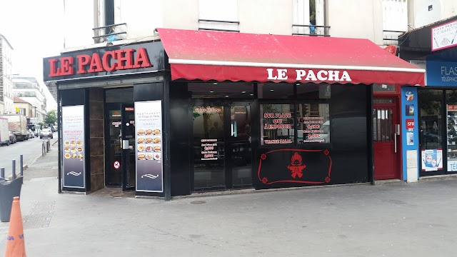 LE PACHA