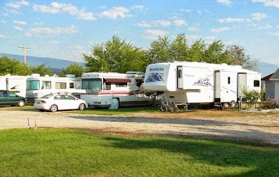 Travellers Rest Cabins and RV Park