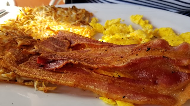 Roni's Diner and Restaurant