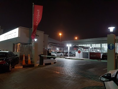 Photos of Nissan Pre-Owned Showroom