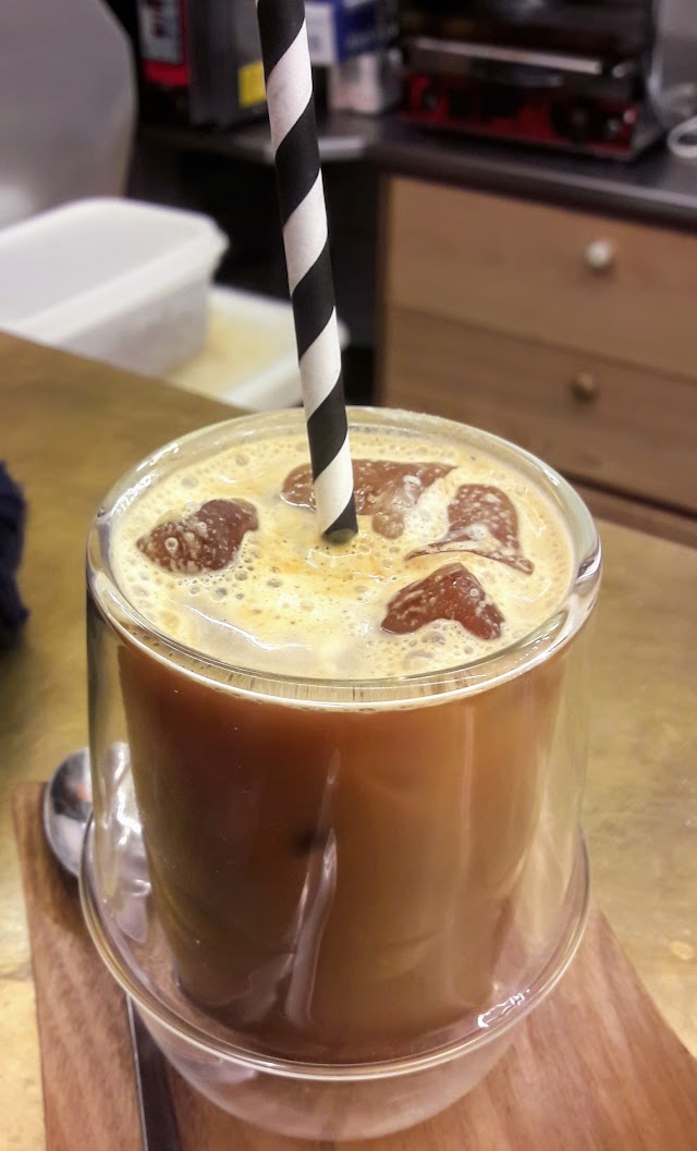 Lila Coffee Shop