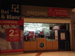 Photo n°3 de Pressing Bel & Blanc Quimper Leclerc à Quimper (Blanchisserie)