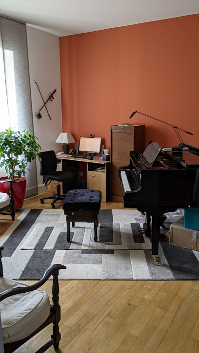 CHRIST Frédéric Cours de piano - Quartier St Claude -