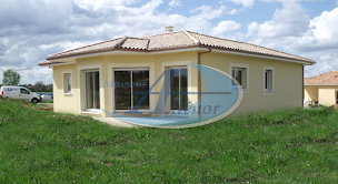 Photo n°2 de MAISONS ALIENOR BORDEAUX 33 CONSTRUCTEUR DE MAISONS INDIVIDUELLES à Eysines (Agence immobilière)