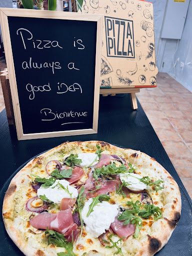 Photo 7 - Poulpizza