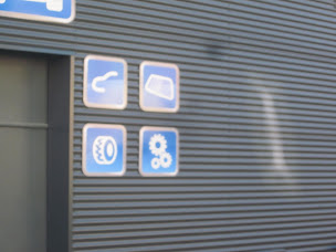 Photo n°6 de Carrosserie Alexandre à Wasquehal (Atelier de carrosserie automobile)