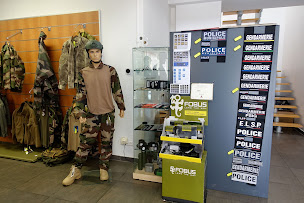Photo n°1 de DCA France - Equipement militaire et forces de l'ordre à Mouans-Sartoux (Magasin d'équipements et accessoires pour la police)