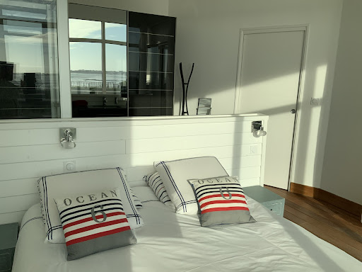Photo de Villa de la plage - Villas à louer en bord de mer - Villas Ouest à Santec (29250)