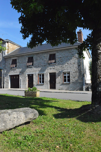 Photo de LA CROIX DU REH Chambres et table d-hotes à Châteauneuf-la-Forêt (87130)