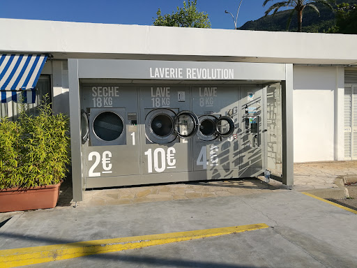 Laverie Révolution 8KG / 18 KG Gallery - France