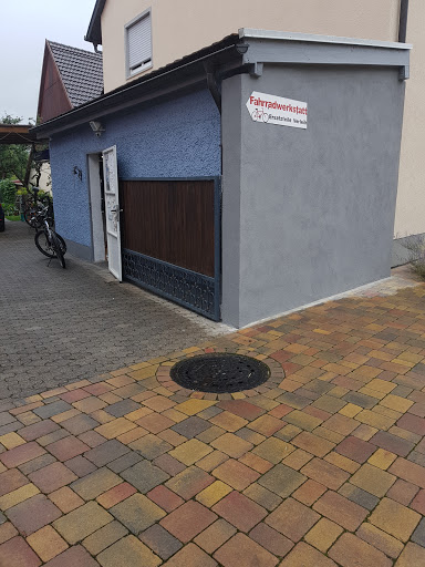 Fahrradverleih + Reparaturen