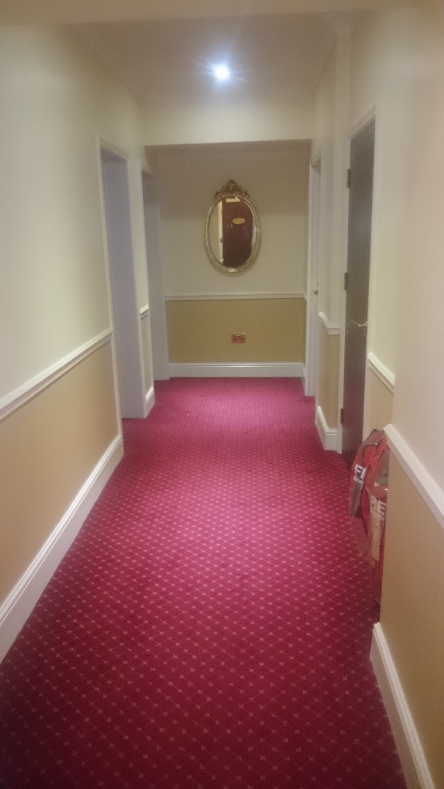 Harcourt Hotel