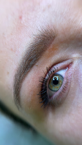 Permanent Jung - Kosmetikstudio - permanent make up (PMU) Trainerin - Thumbnail